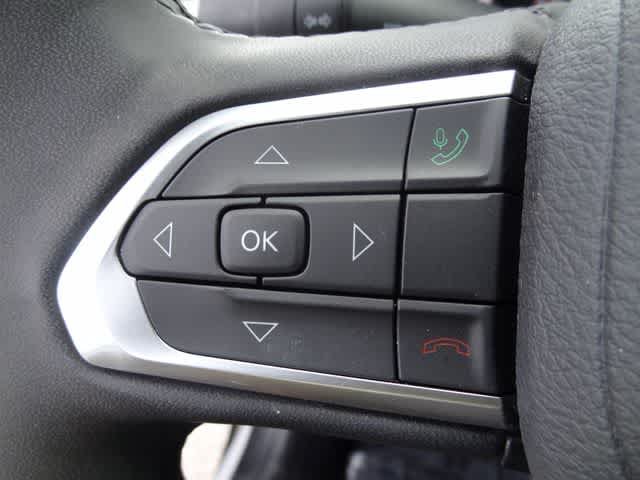 Used 2025 Jeep Compass Limited AWD/4WD image 16