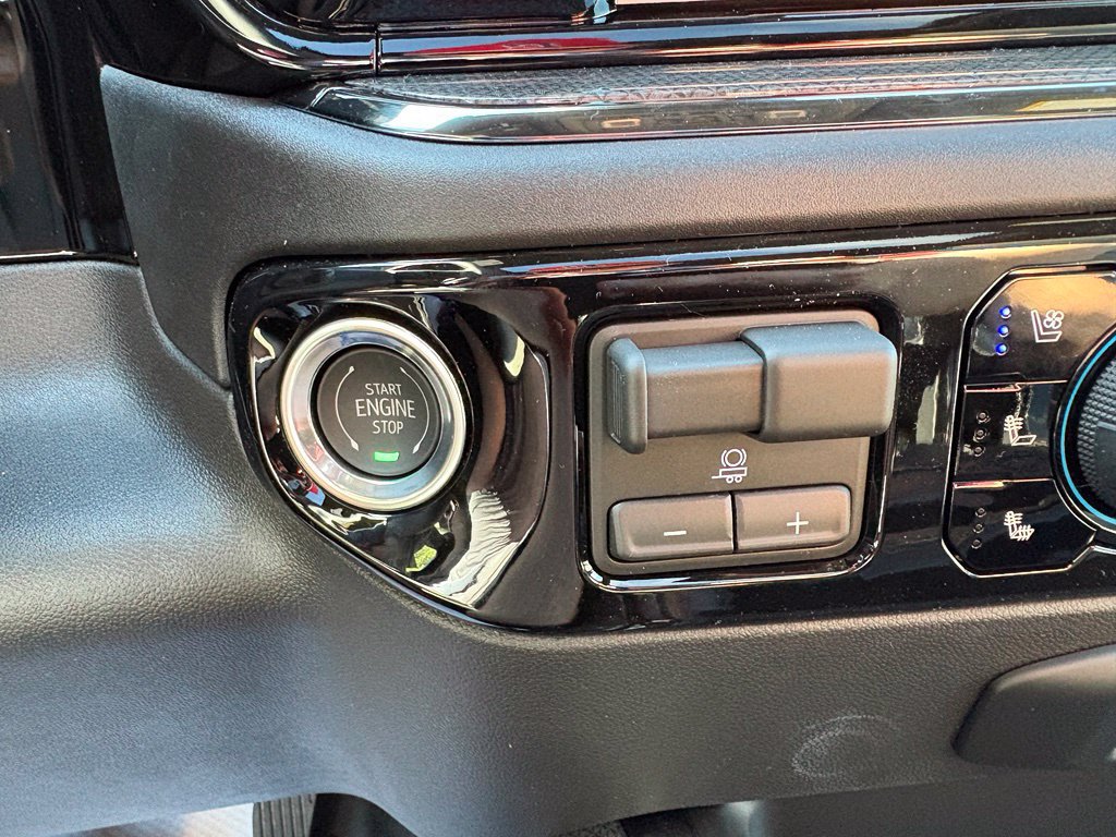 New 2026 Chevrolet Silverado 2500 ZR2 w/ LPO, Dark Essentials Package AWD/4WD image 27