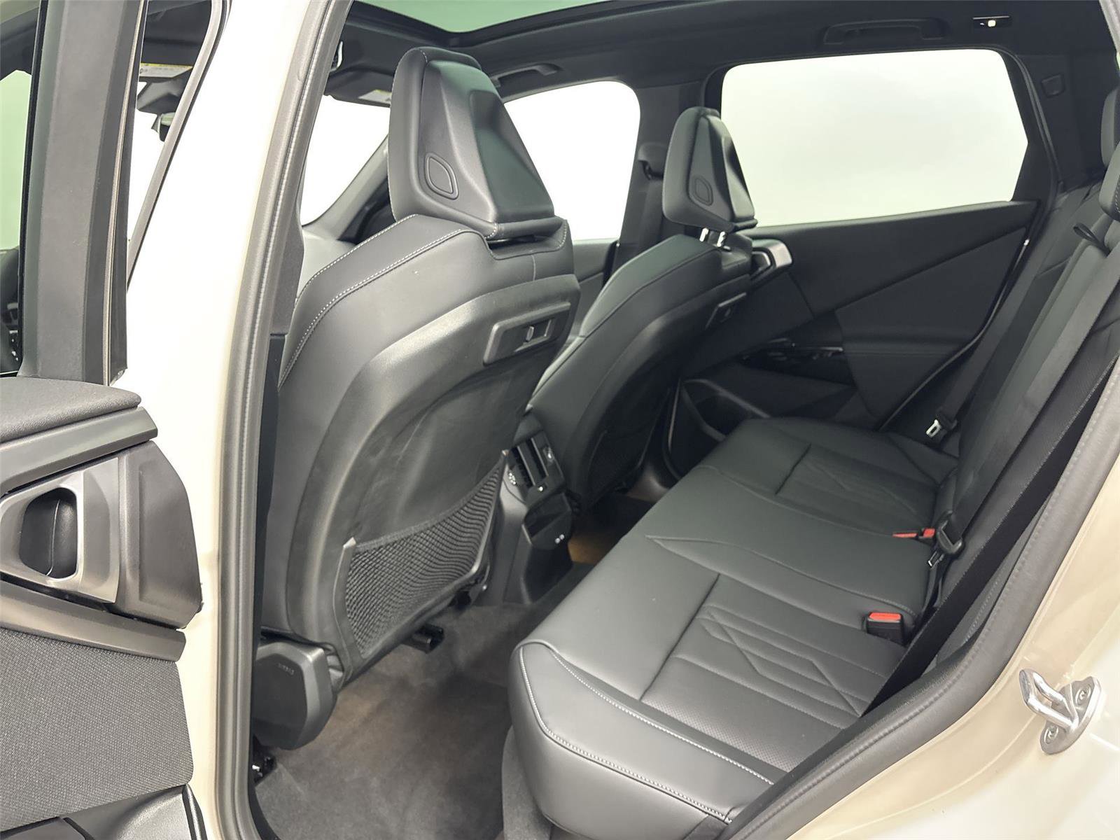 New 2026 BMW X3 xDrive30 w/ Convenience Package image 29