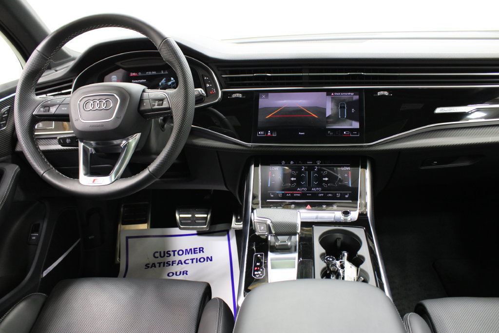 Used 2025 Audi SQ7 Prestige AWD/4WD image 9
