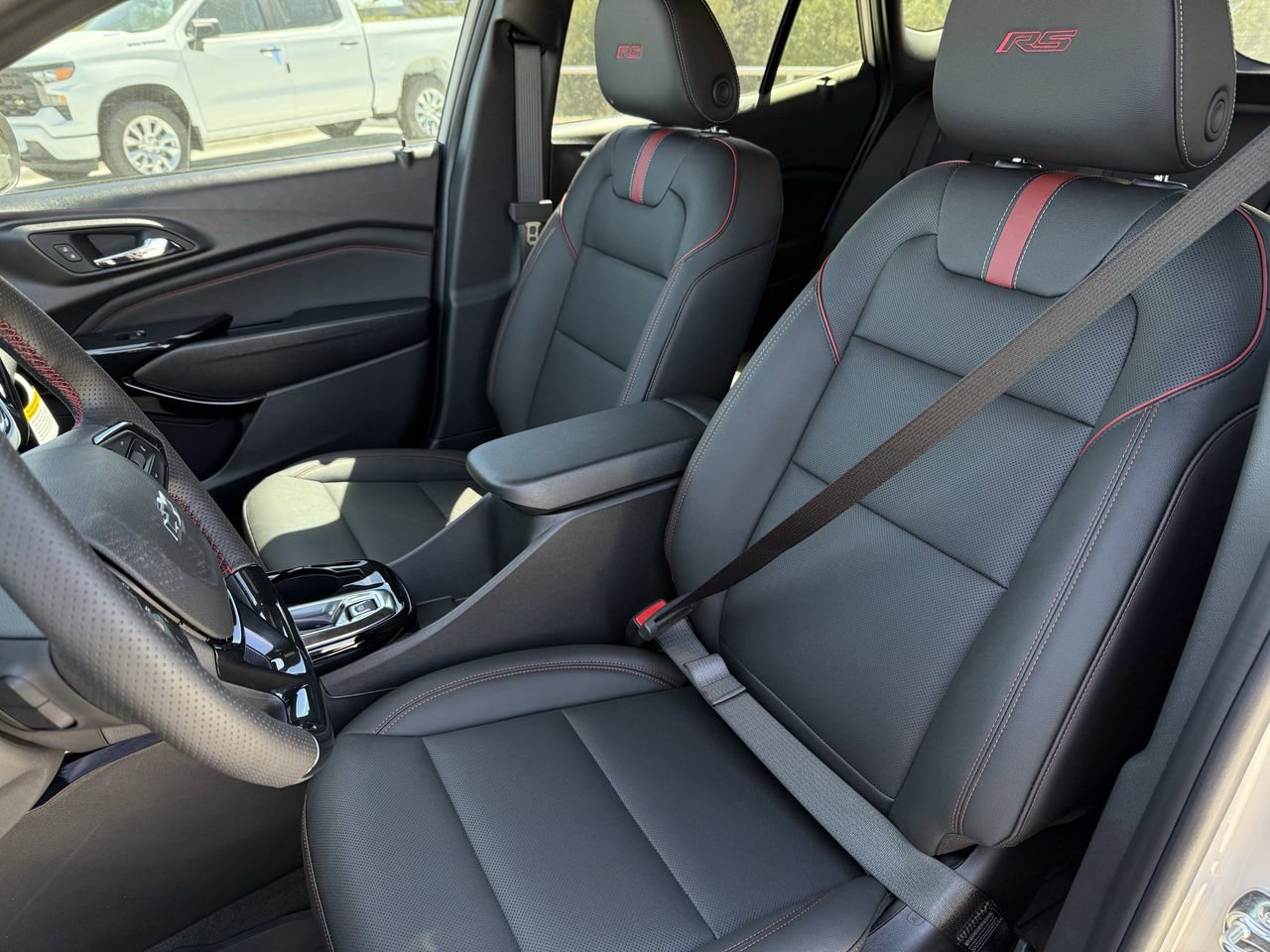 New 2026 Chevrolet Trax RS w/ Sunroof Package FWD image 18