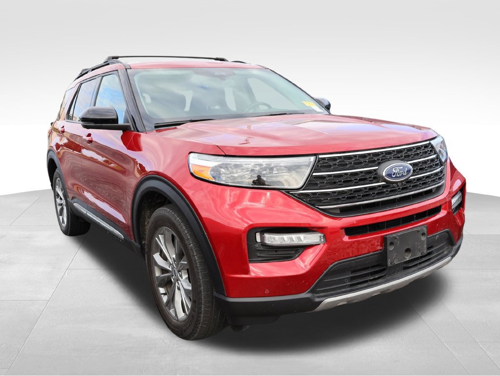 Used 2022 Ford Explorer XLT w/ Equipment Group 202A AWD/4WD image 15