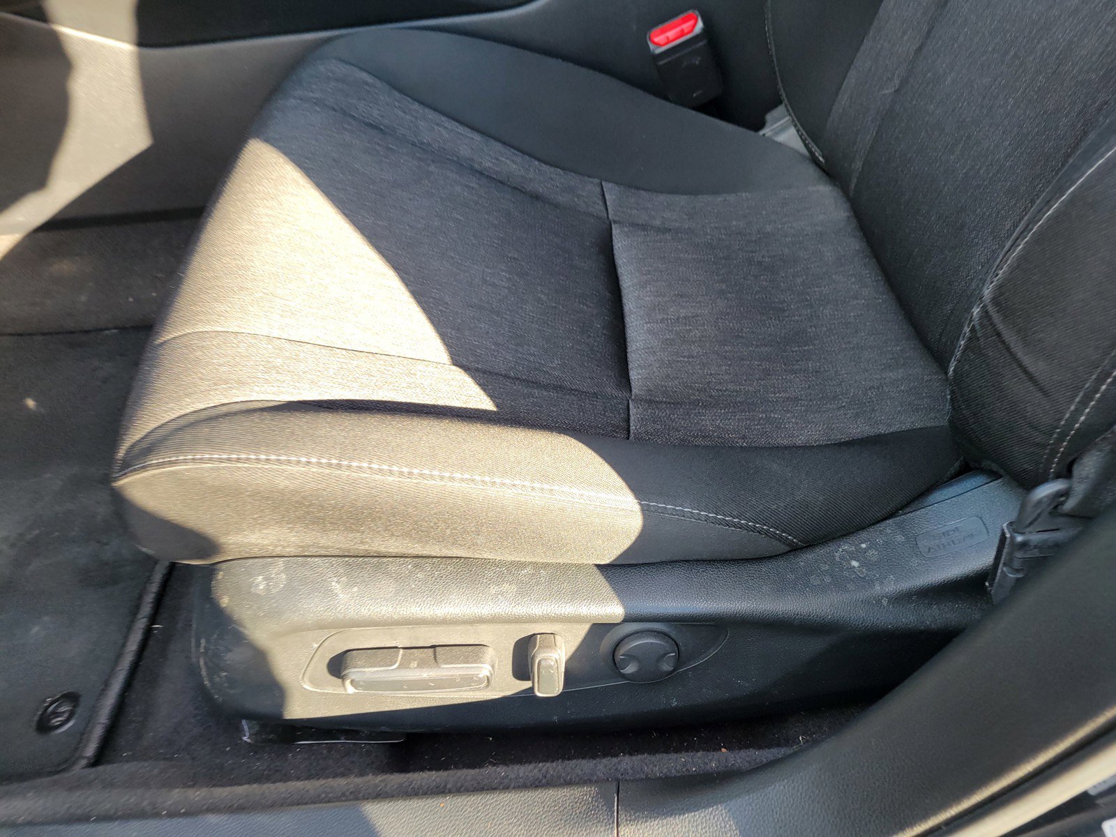 Used 2023 Honda Accord EX image 15