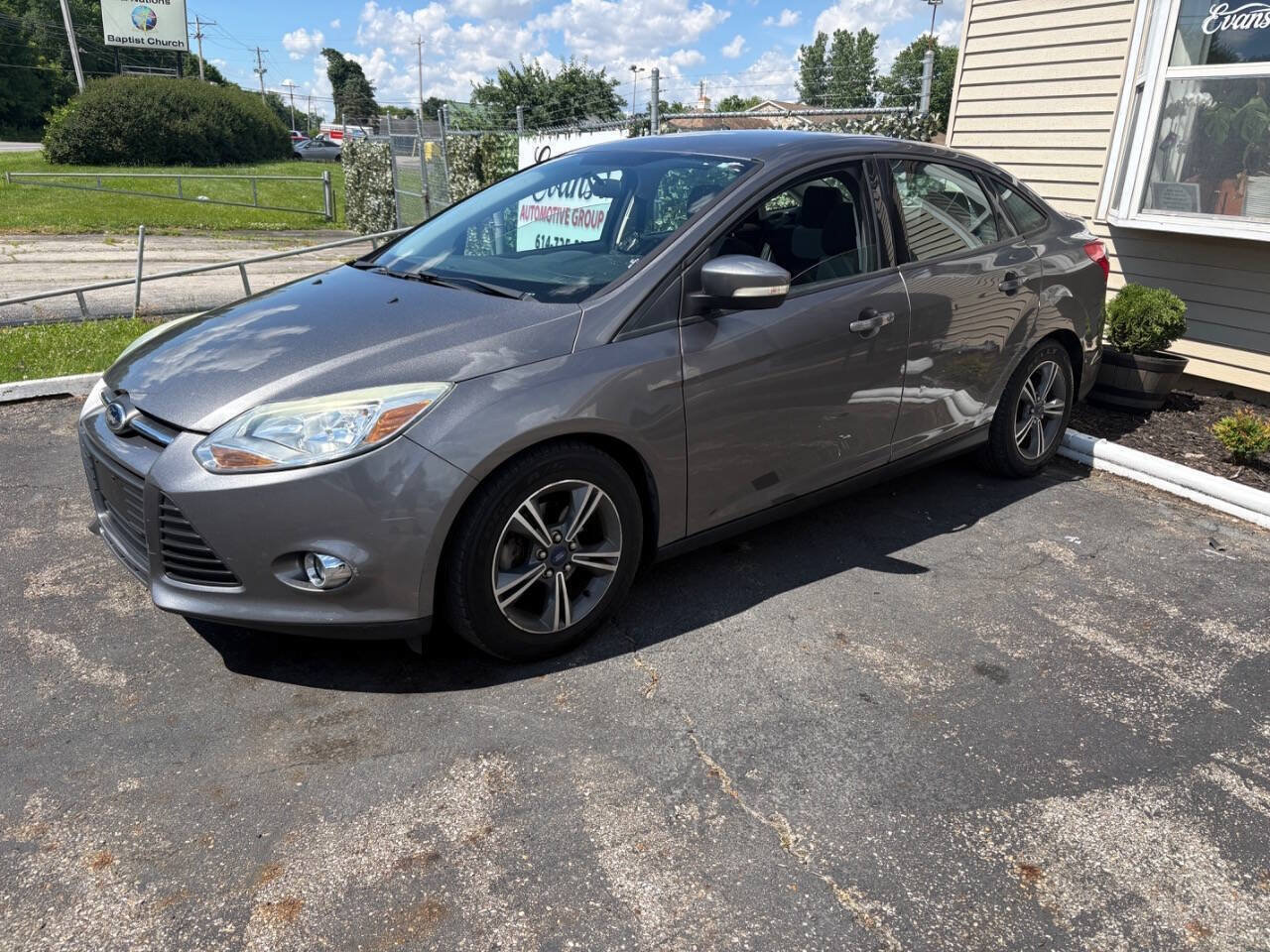 Used 2014 Ford Focus SE w/ SE Sport Package FWD image 1