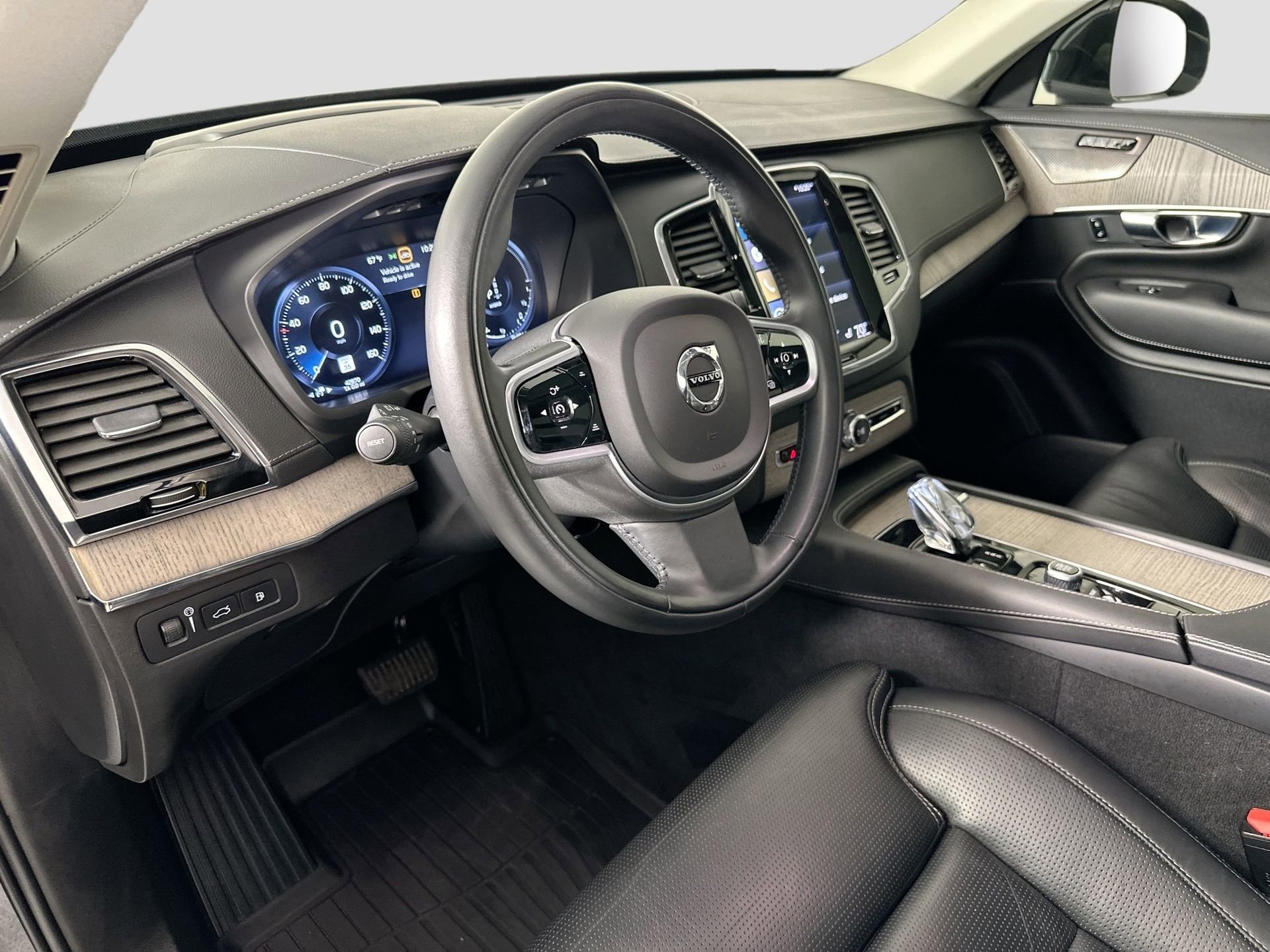 Used 2021 Volvo XC90 T8 Inscription Expression image 10