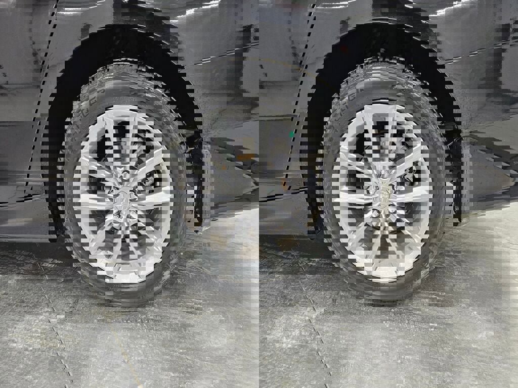 Used 2022 Honda Accord LX image 11