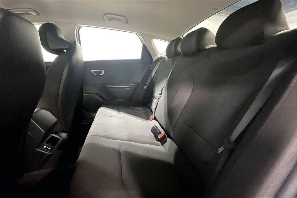 New 2026 Kia K4 FWD image 18