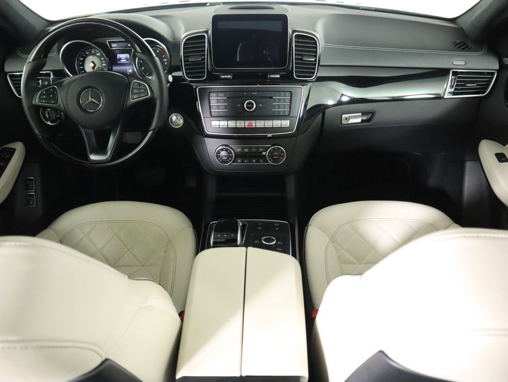 Used 2017 Mercedes-Benz GLS 550 4MATIC image 13