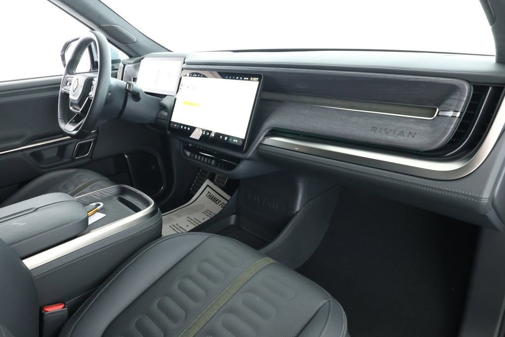 Used 2023 Rivian R1S Adventure image 26