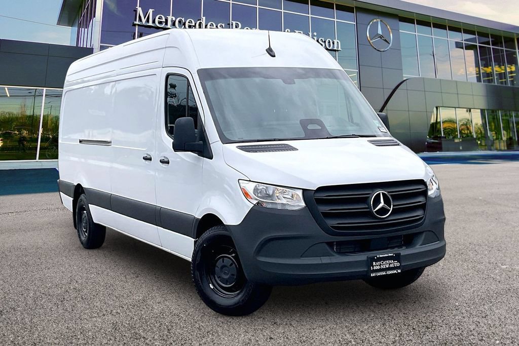 Used 2026 Mercedes-Benz Sprinter 2500 video 1