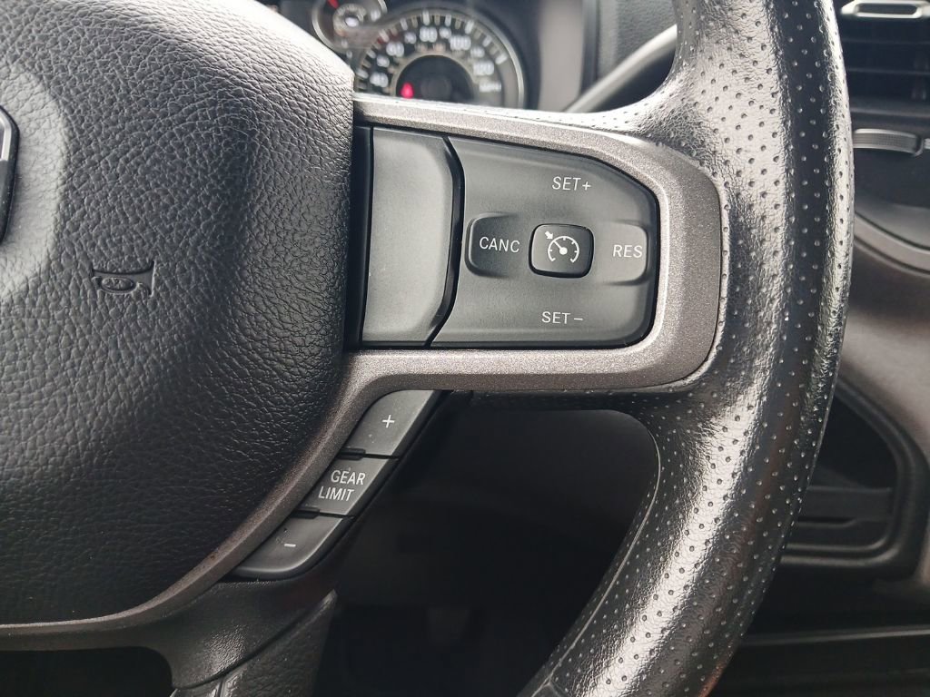 Used 2024 RAM 3500 Tradesman w/ Chrome Appearance Group image 15