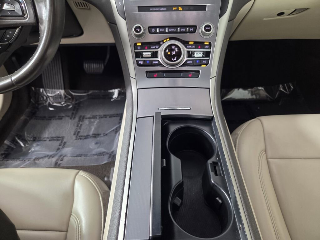 Used 2019 Lincoln MKZ Premiere image 14