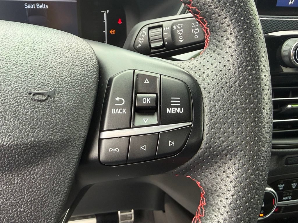 Certified 2023 Ford Escape ST-Line AWD/4WD image 31