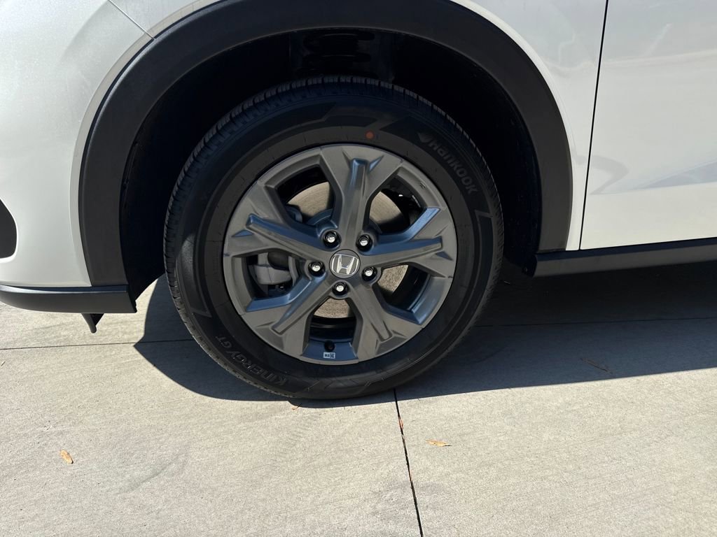 New 2026 Honda HR-V LX image 10