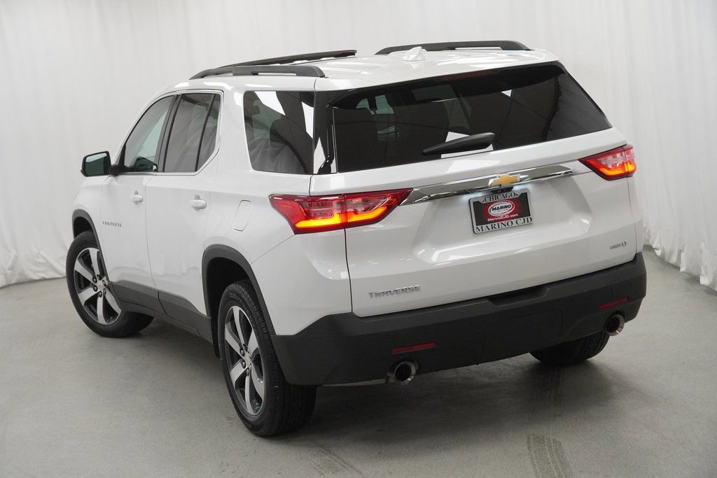 Used 2021 Chevrolet Traverse LT w/ LT Premium Package image 12