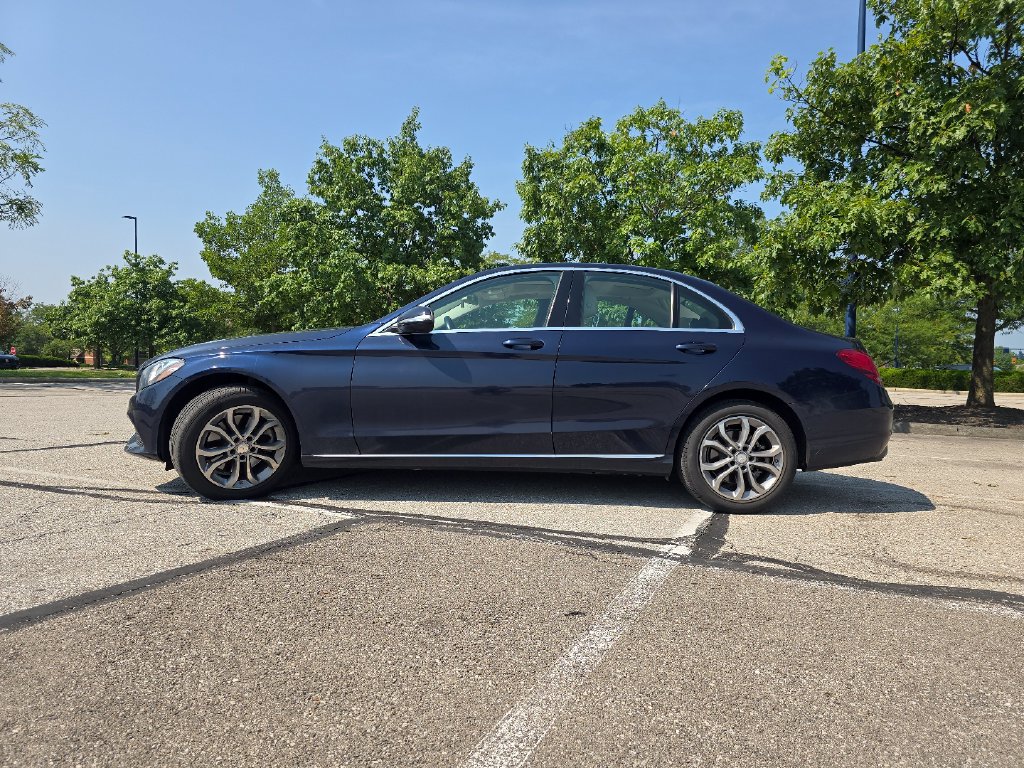 Used 2015 Mercedes-Benz C 300 4MATIC Sedan image 12