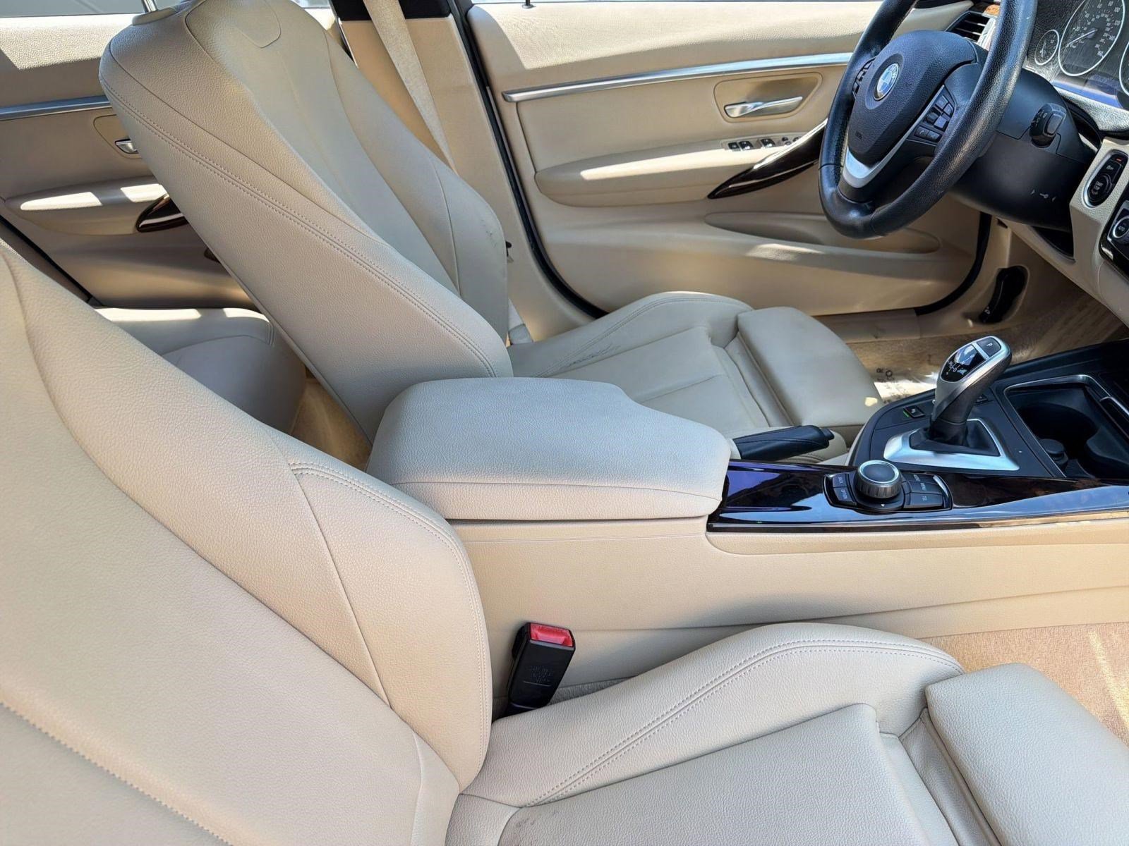 Used 2016 BMW 328i Sedan RWD image 29