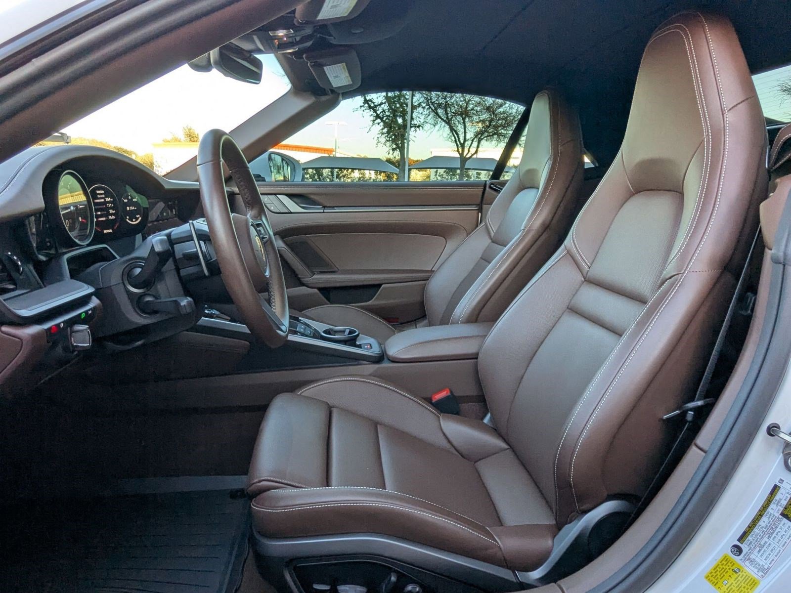 Used 2024 Porsche 911 Carrera image 5