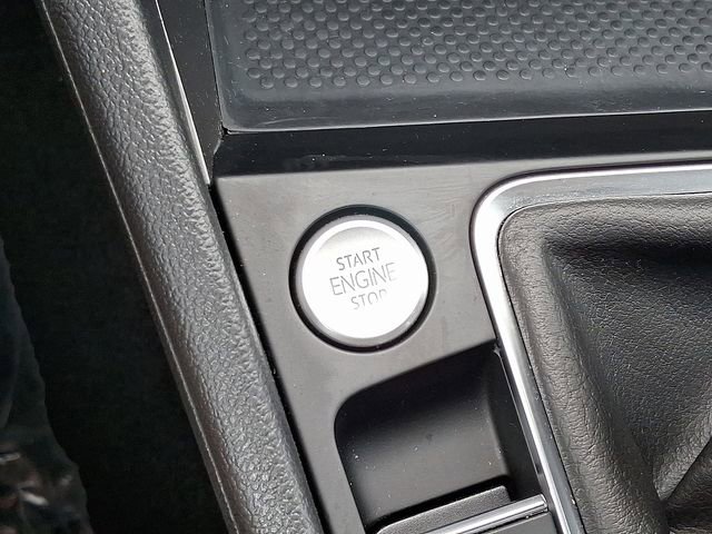 Used 2023 Volkswagen Jetta SE FWD image 23