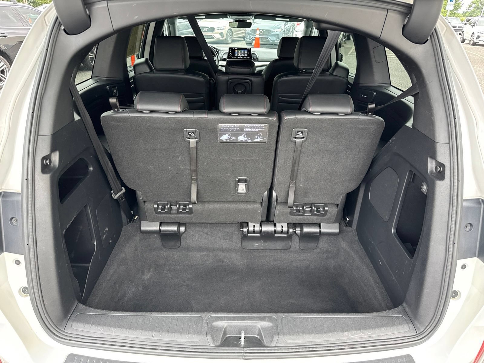 Used 2025 Honda Odyssey Sport-L image 11