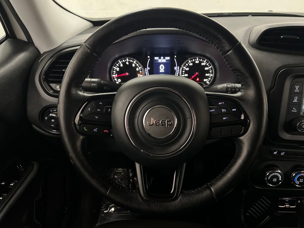 Used 2017 Jeep Renegade Altitude image 16