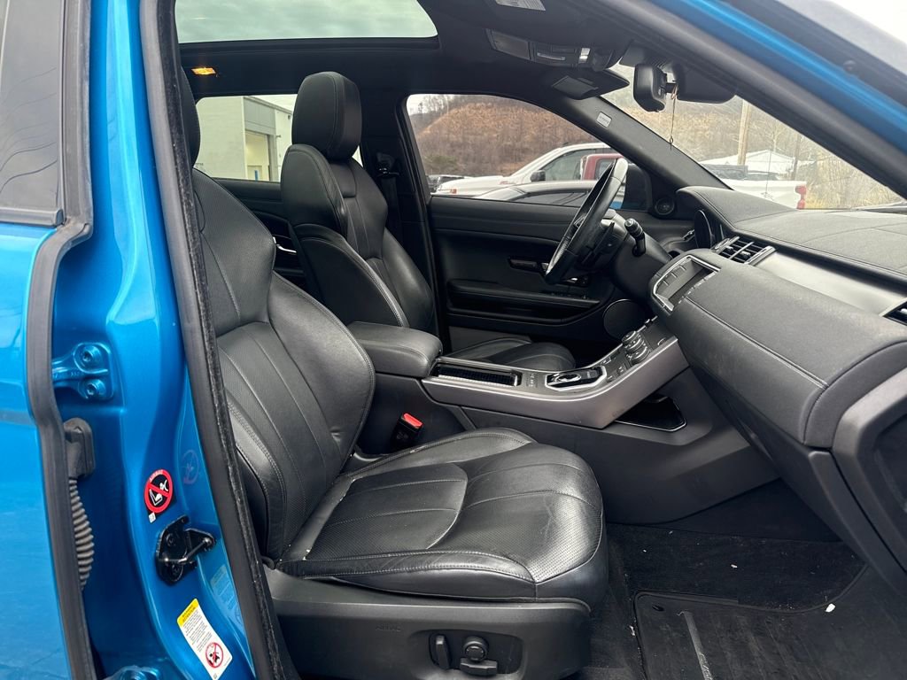 Used 2019 Land Rover Range Rover Evoque Landmark Edition image 14