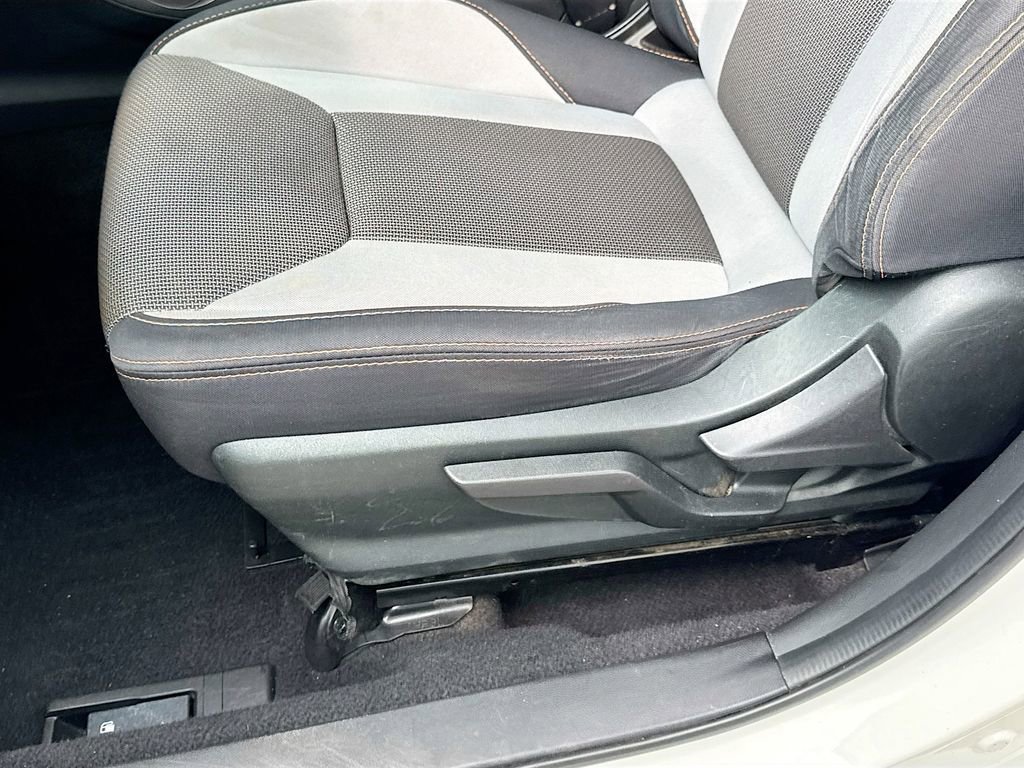 Used 2018 Subaru Crosstrek 2.0i Premium AWD/4WD image 23