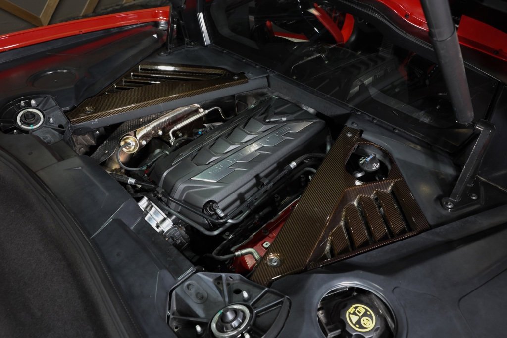 Used 2021 Chevrolet Corvette Stingray Premium Cpe w/ Engine Appearance Package image 26