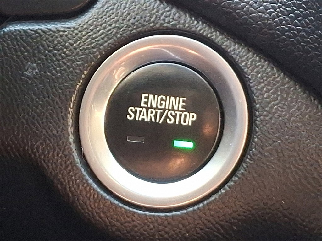 Used 2019 Chevrolet Equinox LT image 24