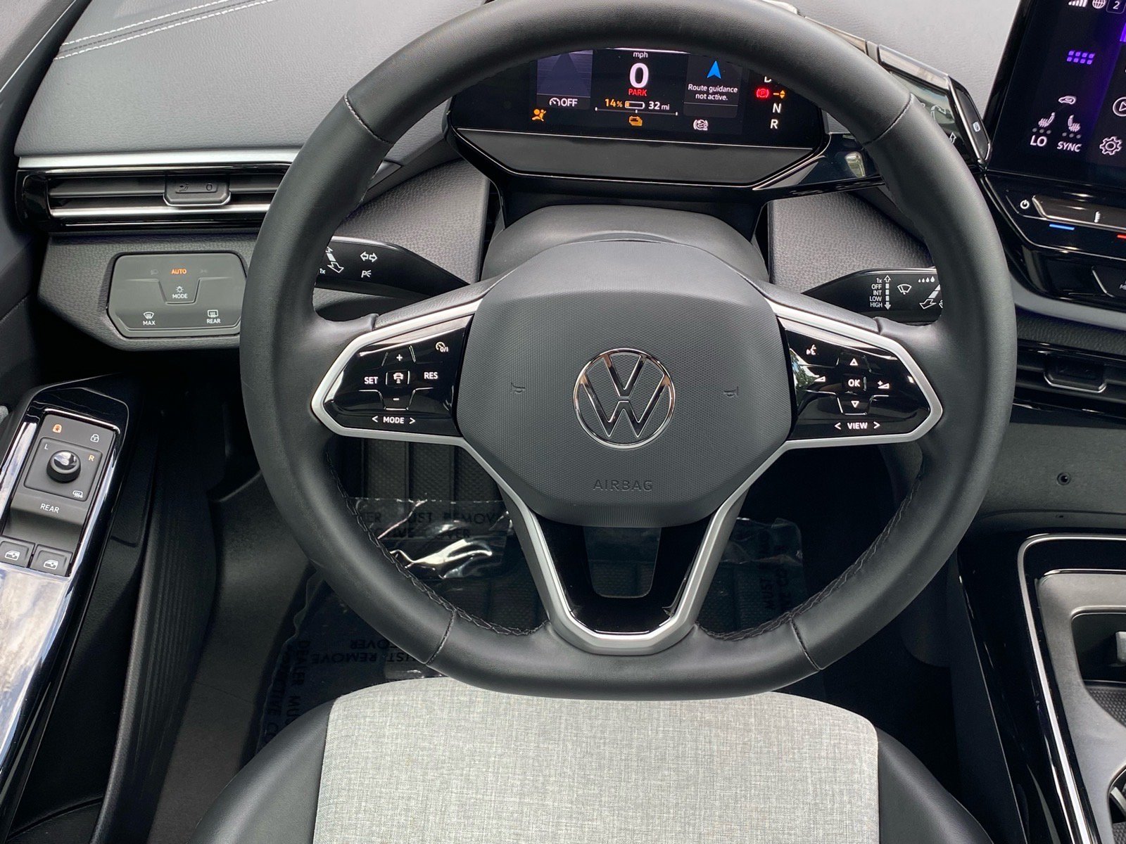 Used 2023 Volkswagen ID.4 Pro RWD image 7
