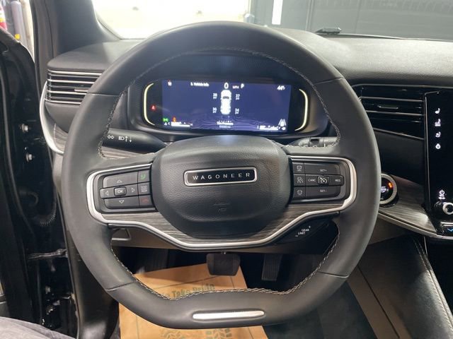 Used 2024 Jeep Wagoneer L Series II w/ Flexible Seating Group image 22