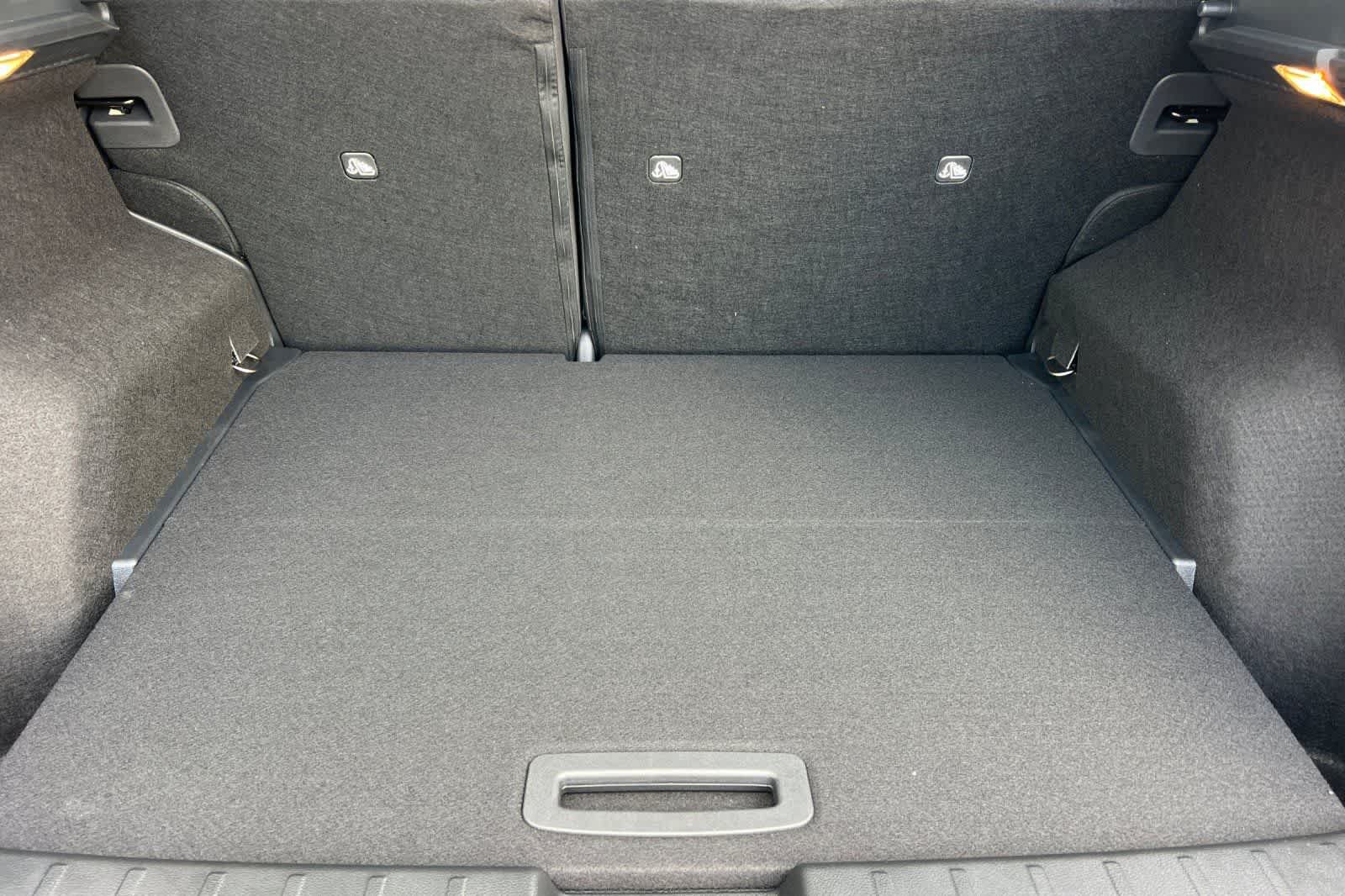New 2026 Nissan Kicks SR FWD image 18