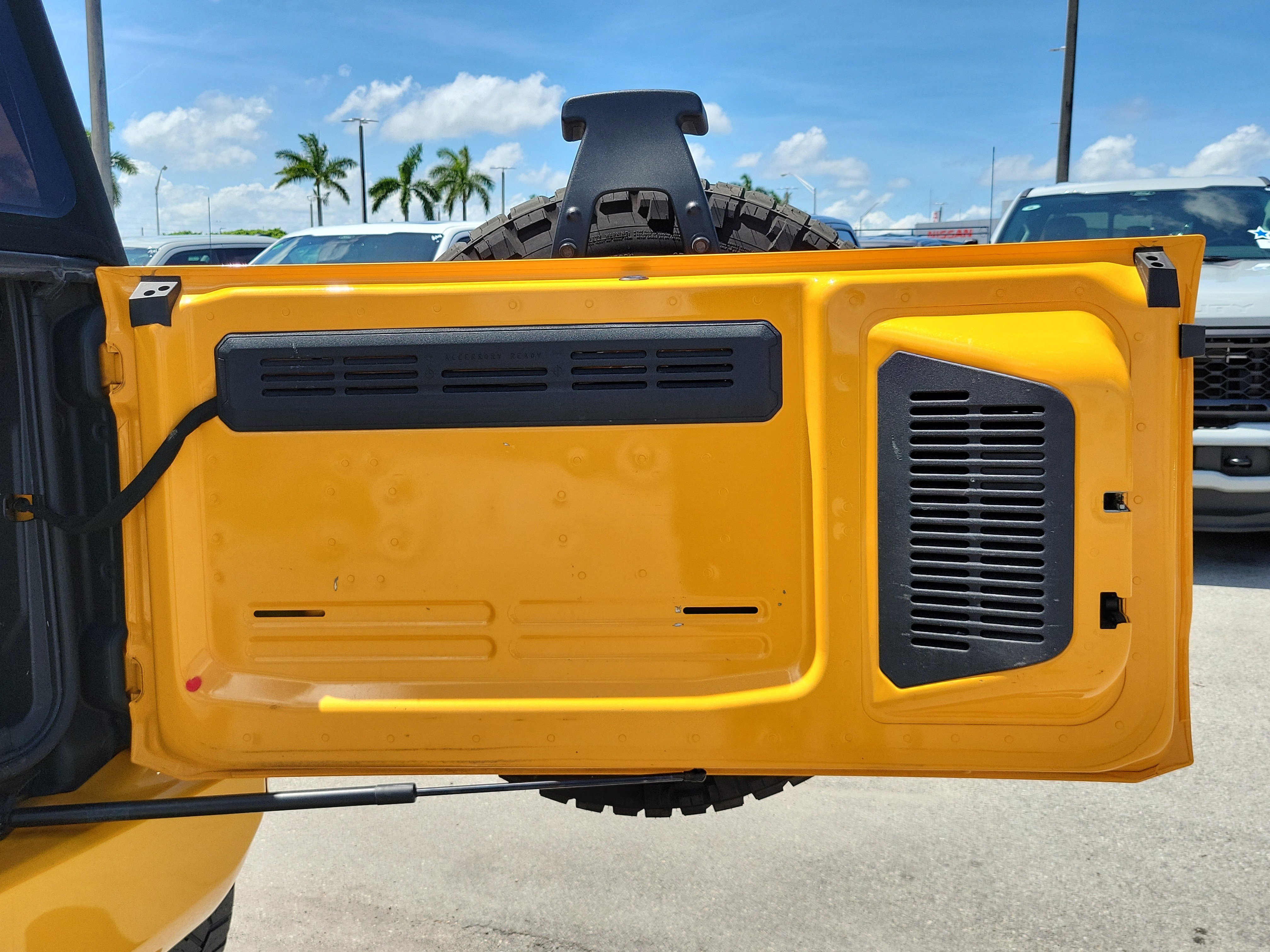 Used 2022 Ford Bronco Outer Banks AWD/4WD image 16