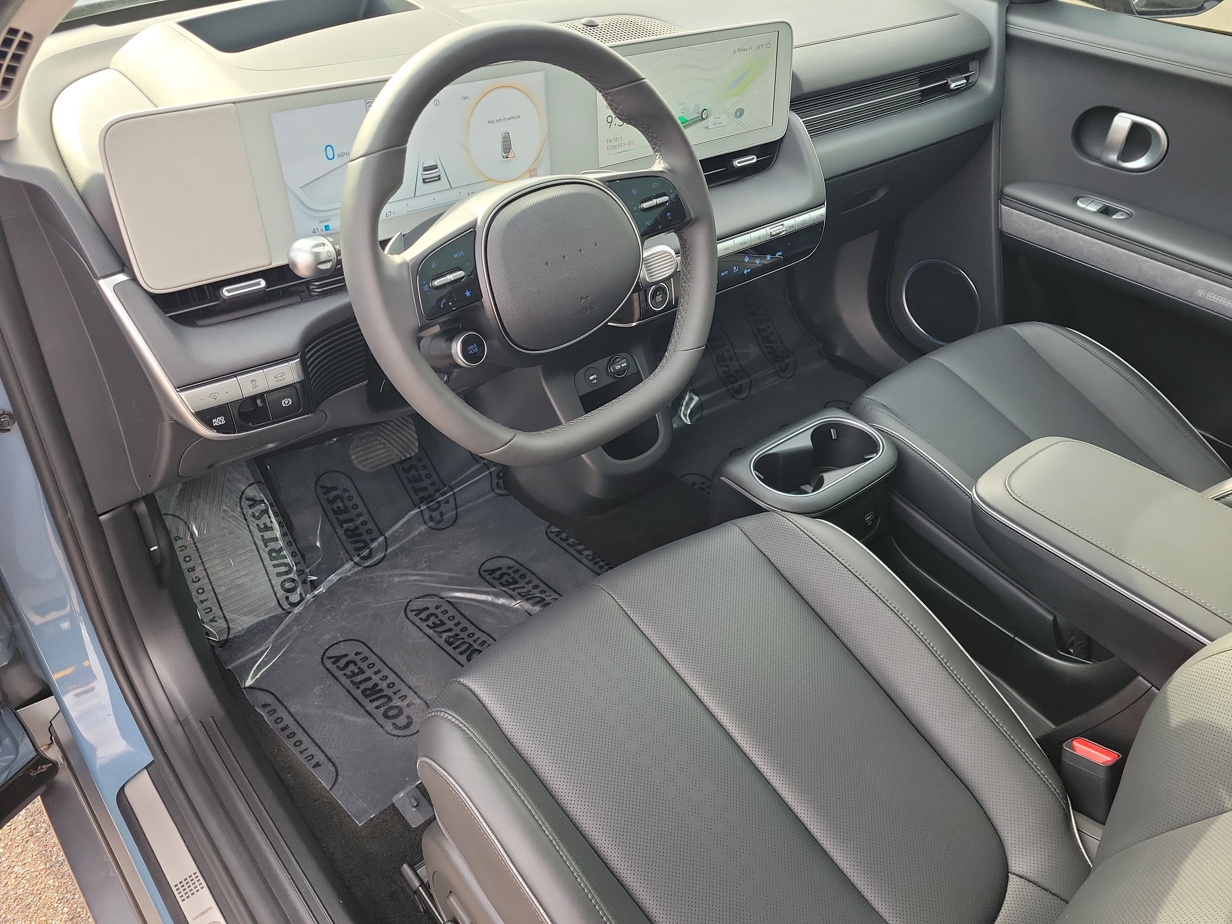 Certified 2023 Hyundai Ioniq 5 Limited w/ Cargo Package image 23