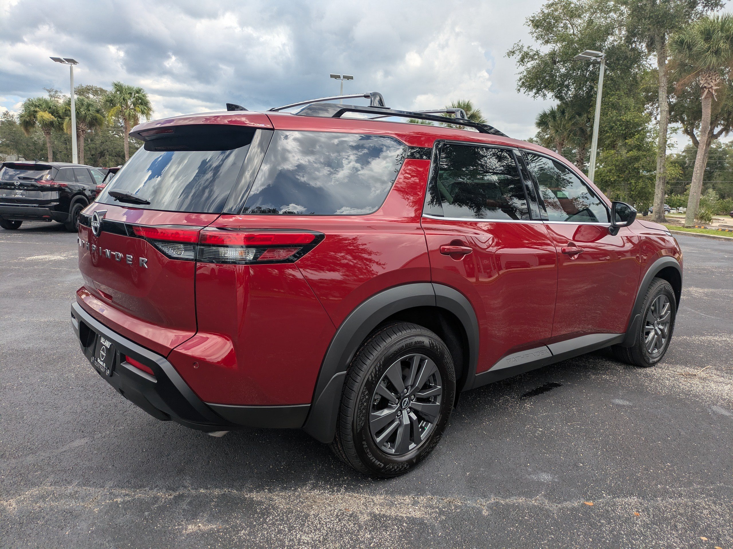 New 2026 Nissan Pathfinder SV FWD image 4