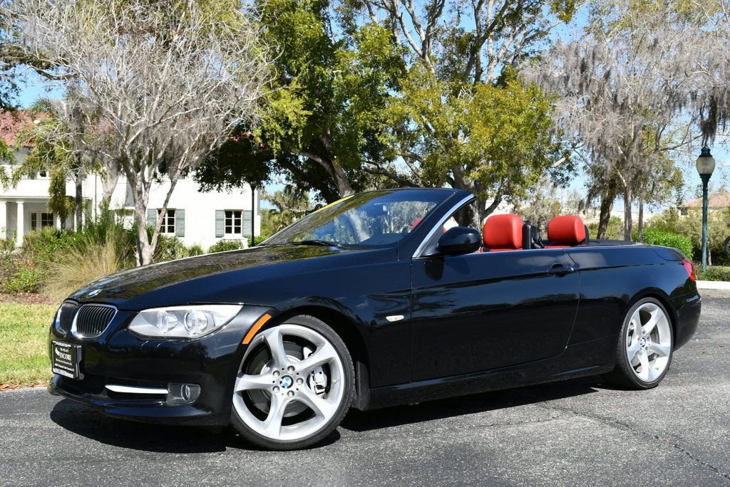 Used 2011 BMW 335i Convertible image 24