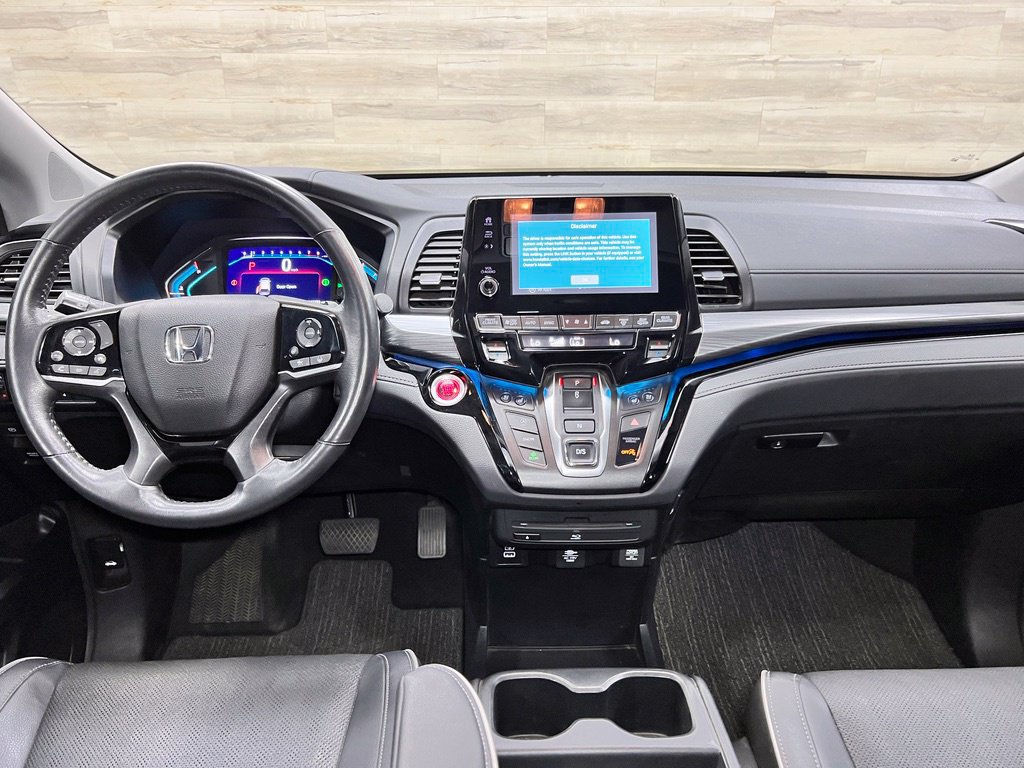 Used 2022 Honda Odyssey Elite image 2