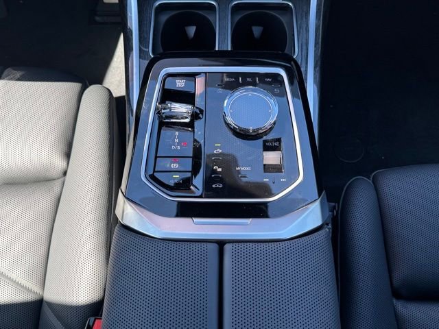 New 2026 BMW 760i xDrive w/ Premium Package image 20