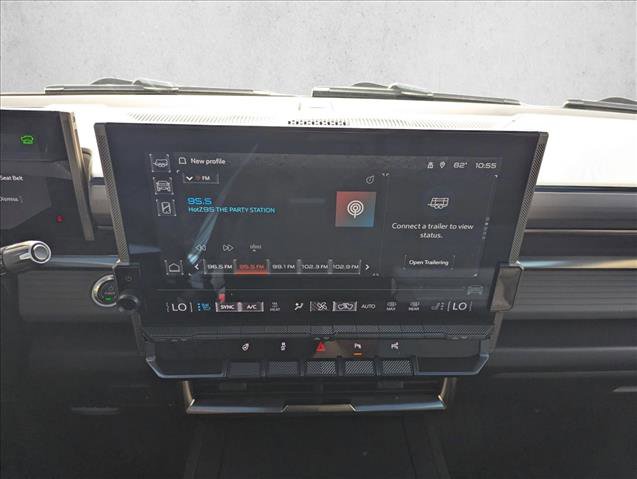 Used 2024 GMC Hummer EV 3X w/ LPO, Illumination Package image 13