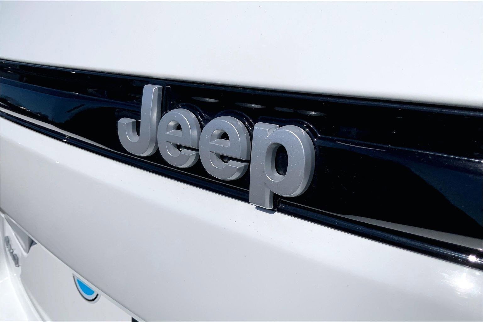 Used 2024 Jeep Grand Cherokee Limited AWD/4WD image 29