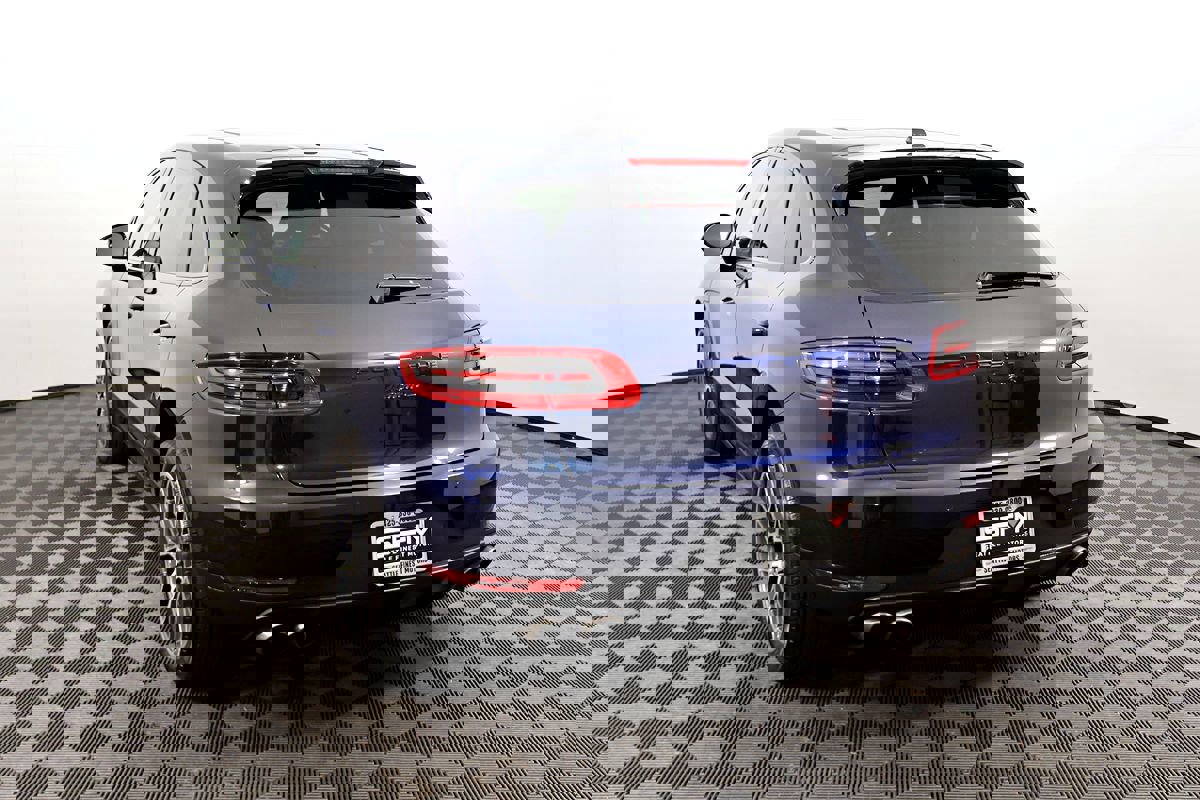 Used 2017 Porsche Macan S image 10