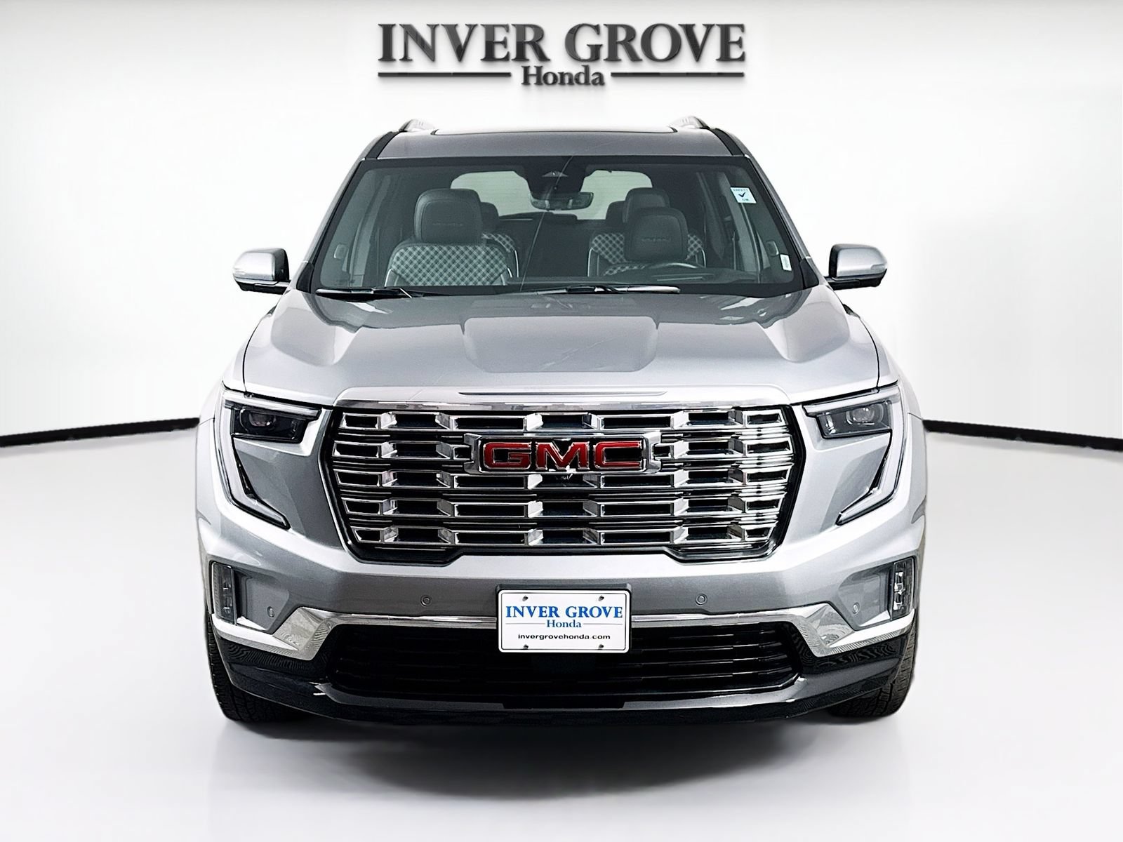 Used 2024 GMC Acadia Denali w/ Super Cruise Package FWD image 2