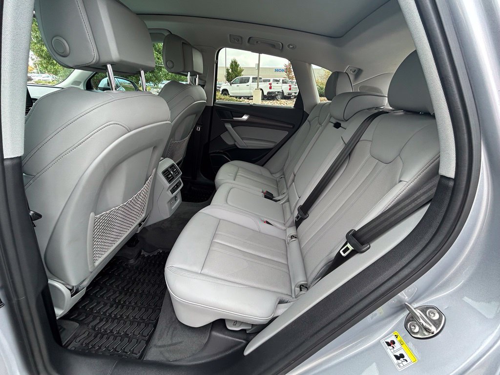 Used 2022 Audi Q5 2.0T Premium Plus w/ Premium Plus Package AWD/4WD image 28