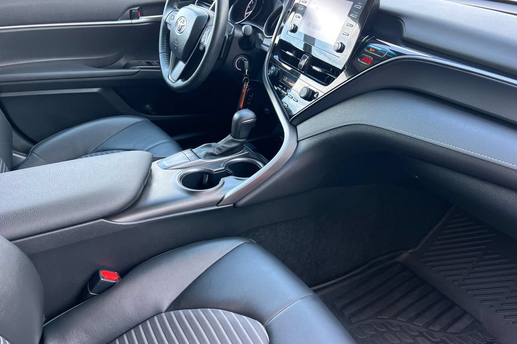 Certified 2024 Toyota Camry SE FWD image 18