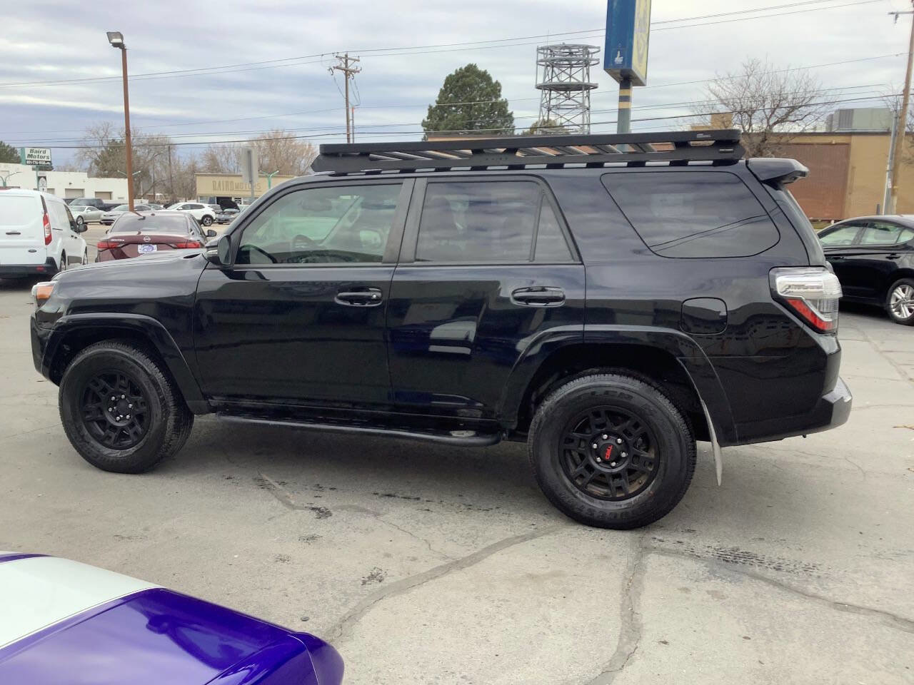 Used 2021 Toyota 4Runner Venture w/ Moonroof Package AWD/4WD image 13