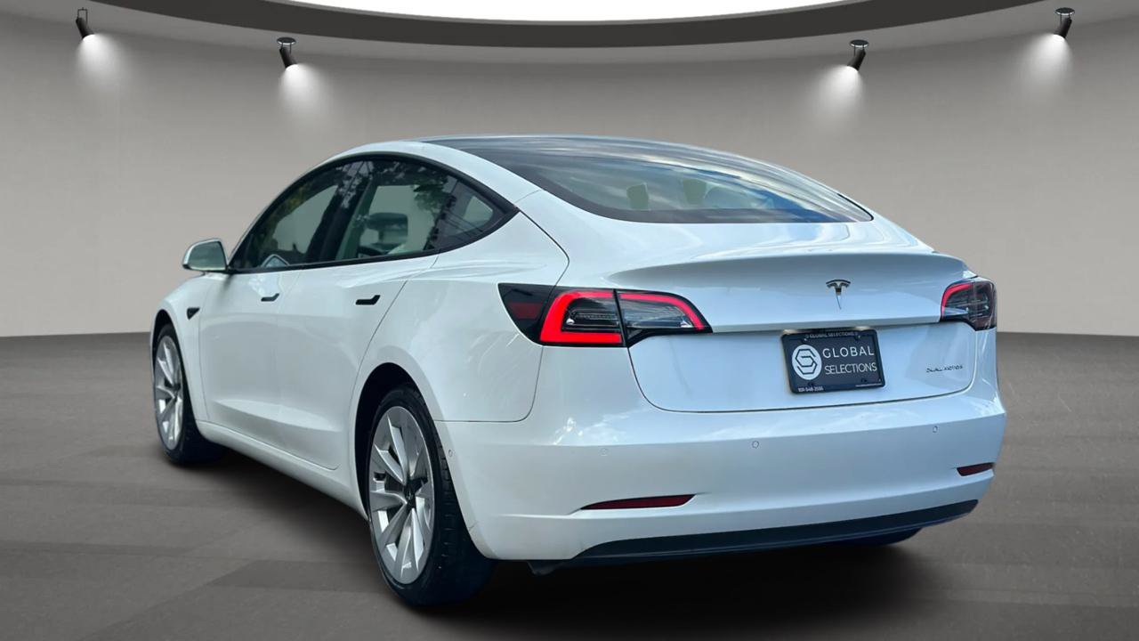 Used 2022 Tesla Model 3 Long Range AWD/4WD image 4