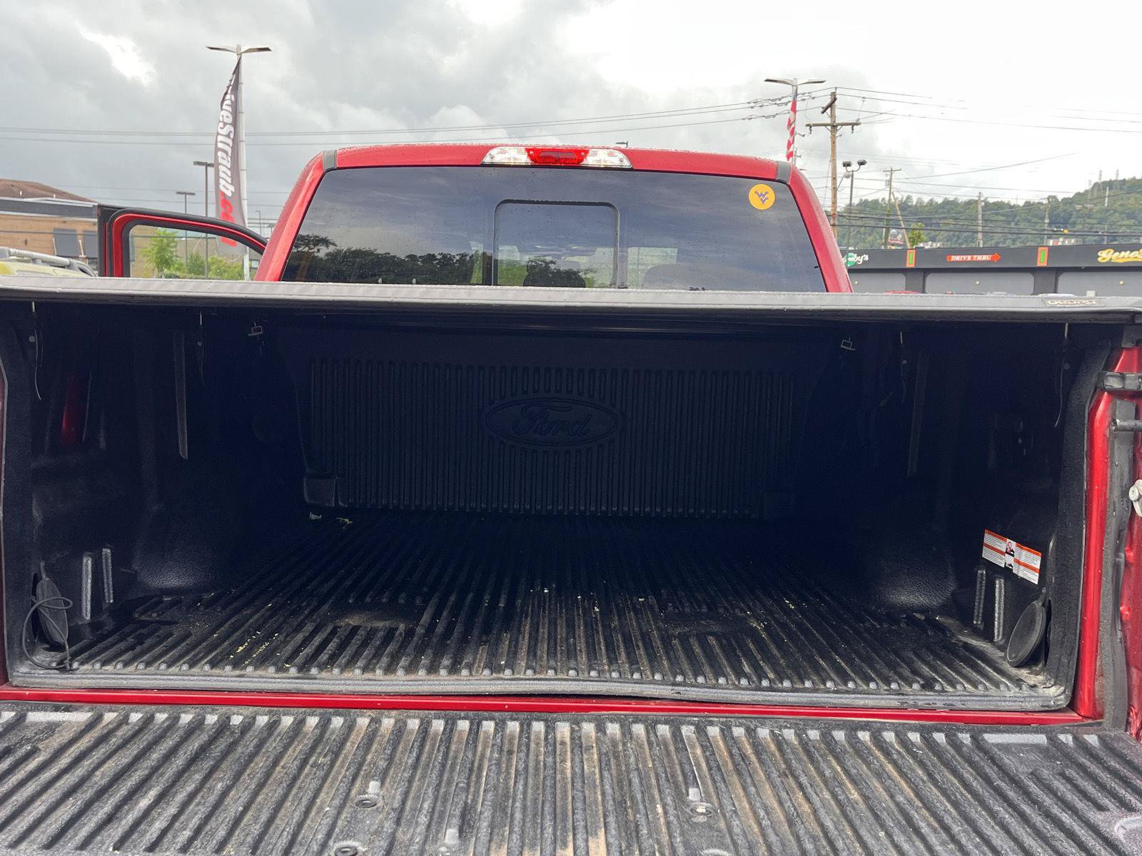 Used 2019 Ford F150 XLT w/ Equipment Group 302A Luxury AWD/4WD image 18
