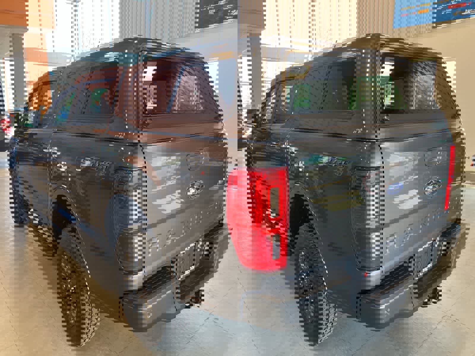 Certified 2019 Ford Ranger XLT w/ Equipment Group 302A Luxury AWD/4WD image 7