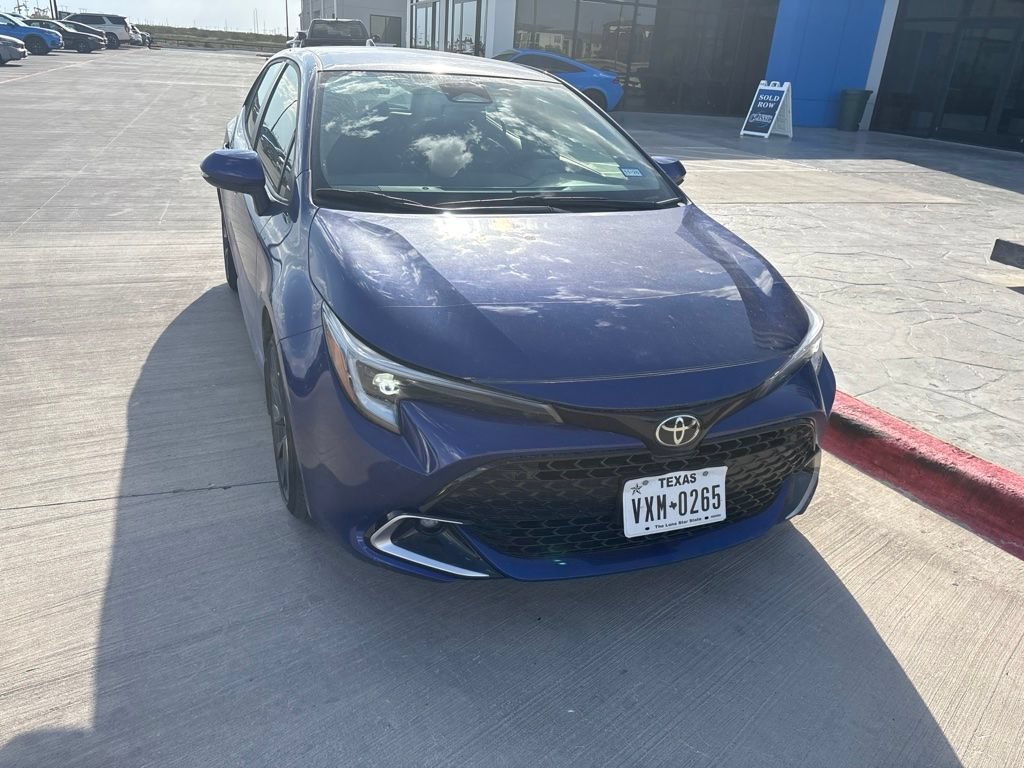 Used 2025 Toyota Corolla XSE FWD image 35