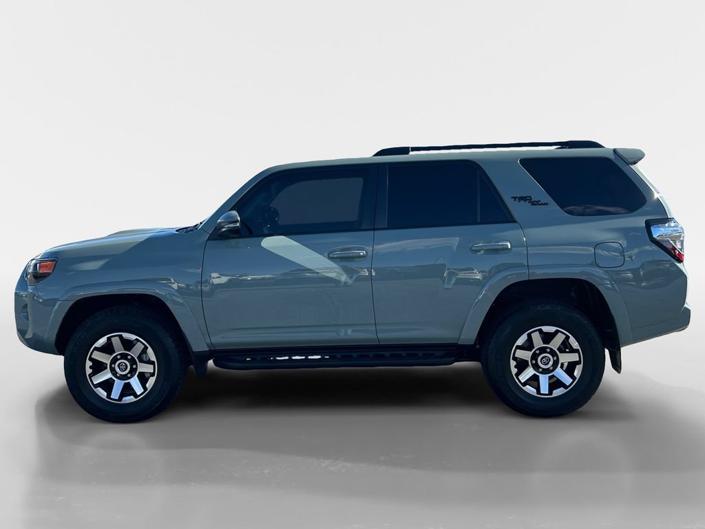 Used 2023 Toyota 4Runner TRD Off-Road Premium w/ Off Road Premium Plus Package AWD/4WD image 2